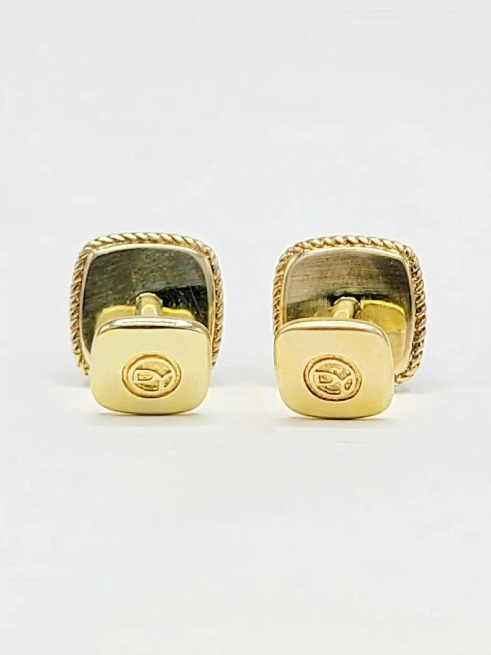 David Yurman Exotic Stone Cufflinks in Black Onyx in 18K Yellow Gold - RARE